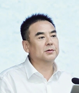 周云岳.jpg